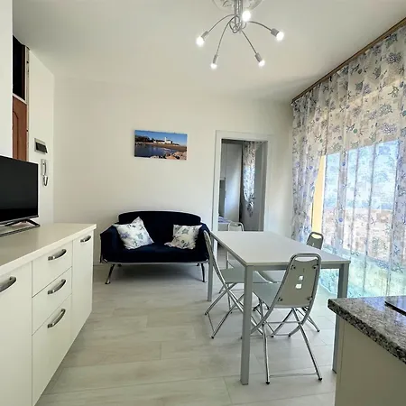 Lägenhet With Sea View Terrace