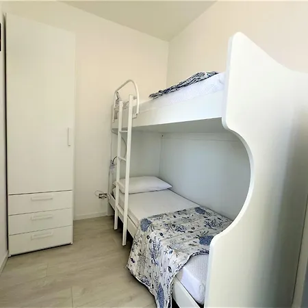 With Sea View Terrace Apartman